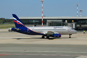 Sukhoi Superjet 100-95B (RA-89064)