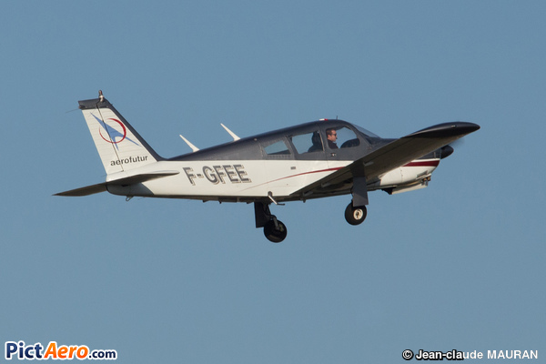 Piper PA-28R-180 Arrow (Aérofutur)
