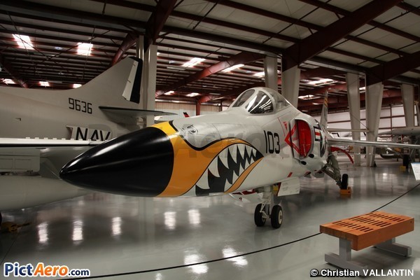 Grumman F11-F-1 Tiger (Yanks Air Museum)