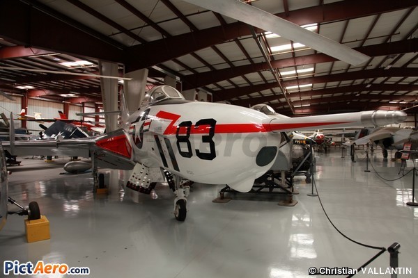 GrummanF9F-8P Cougar (Yanks Air Museum)