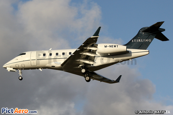 Bombardier BD-100-1A10 Challenger 300 (Private)
