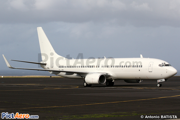 Boeing 737-8Q8 (Air Jamaica)