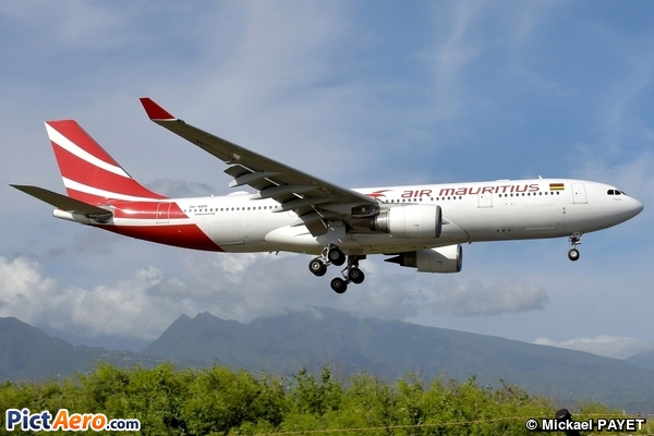 Airbus A330-202 (Air Mauritius)