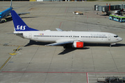 Boeing 737-883 (LN-RPN)