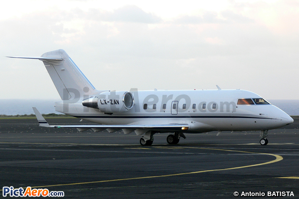 Canadair CL-600-2B16 Challenger 604 (Global Jet Luxembourg)