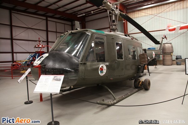 Bell UH-1H Huey (Yanks Air Museum)