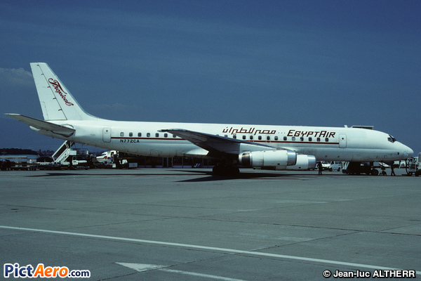 Douglas DC-8-62AF (Rich International)