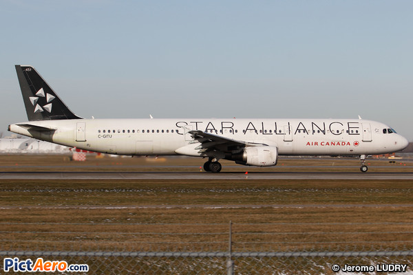 Airbus A321-211 (Air Canada)