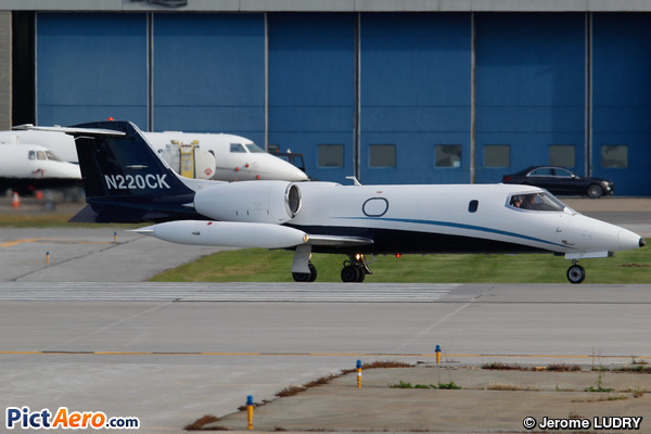Gates Learjet 35A (Kalitta Charters II)