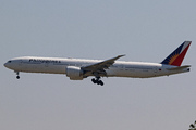 Boeing 777-3F6/ER (RP-C7773)