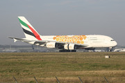 Airbus A380-800 - A6-EOB