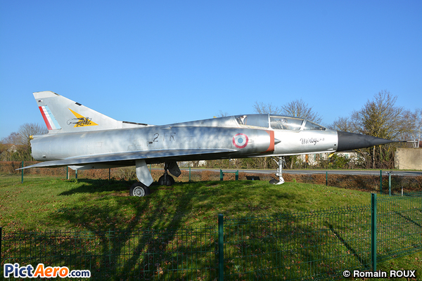 Dasasult Mirage IIIB (Association des Avions Anciens d'Avord)