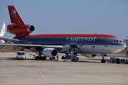 McDonnell Douglas DC-10-30 (N244NW)