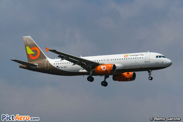 Airbus A320-232 (Orange2fly)