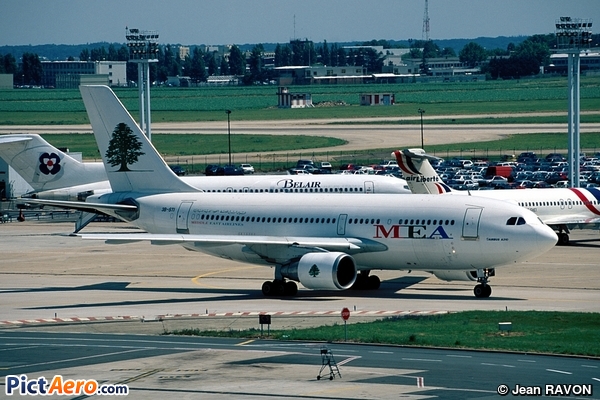 Airbus A310-222 (Middle East Airlines (MEA))