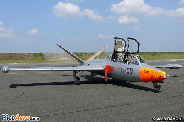 Fouga CM-170 Magister (Conservatoire de l'Air et de l'Espace d'Aquitaine)