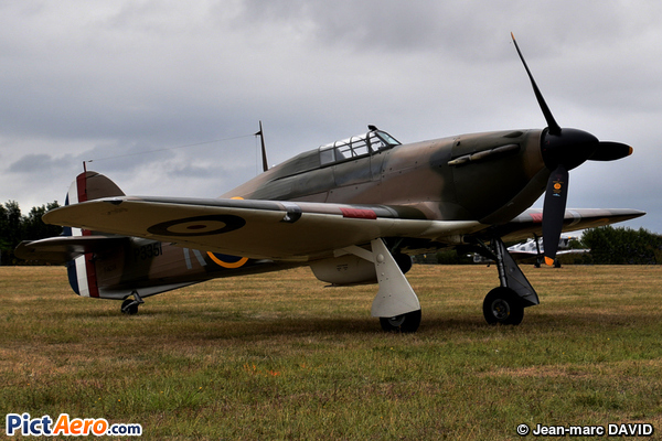 Hawker Hurricane Mk XIIA (Private / Privé)