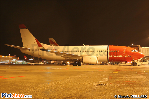 Boeing 737-31S (Norwegian Air Shuttle)