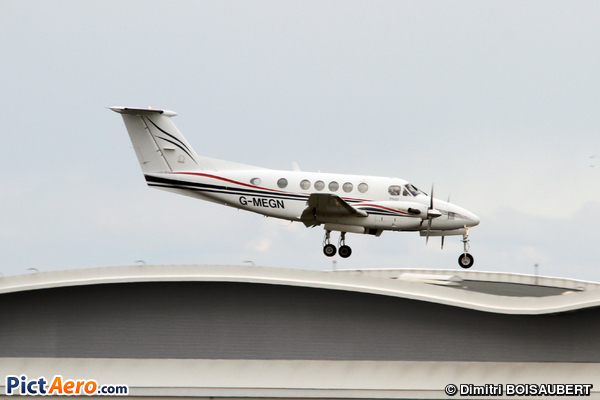 Beech Super King Air 200 (Dragonfly Aviation Services LLP)
