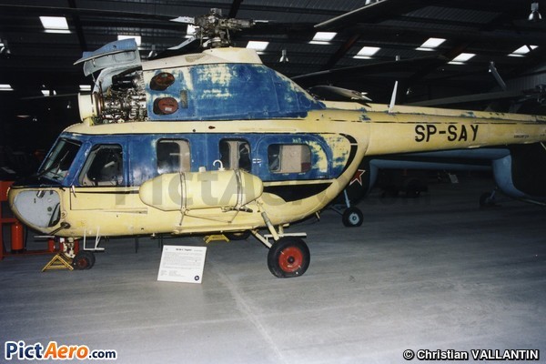Mil Mi-2 Hoplite (International Helicopter Museum Weston Super Mare UK)