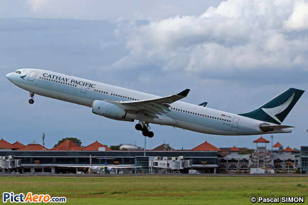 Airbus A330-342 (Cathay Pacific)