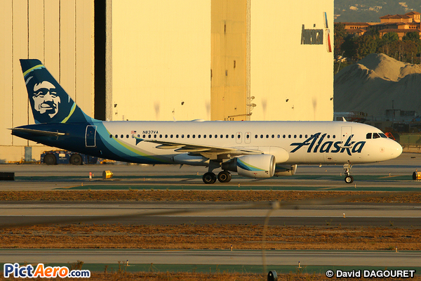 Airbus A320-214 (Alaska Airlines)