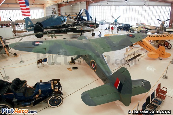 Stinson V77 reliant  (War Eagles Air Museum)