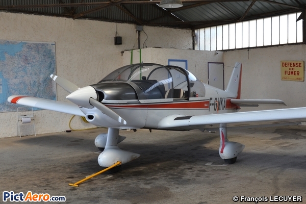 Robin HR 200-120 B (Aéroclub Auvergne - Aulnat)