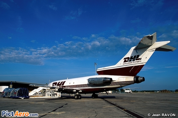 727-31F (European Air Transport)