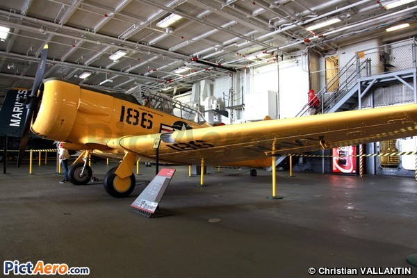 North American SNJ-5 Texan (USS Midway Museum)