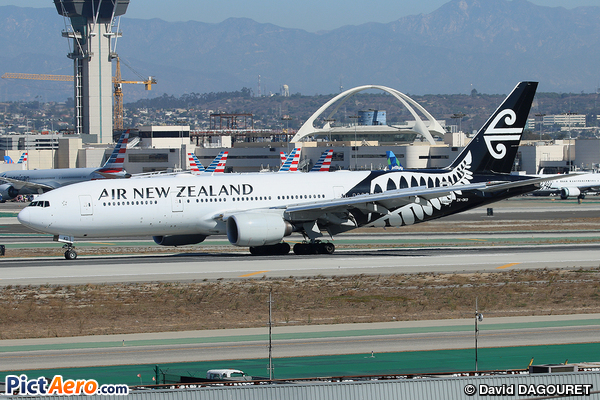 Boeing 777-219/ER (Air New Zealand)