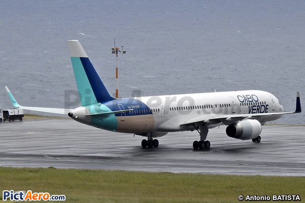 Boeing 757-236 (TACV Cabo Verde Airlines)