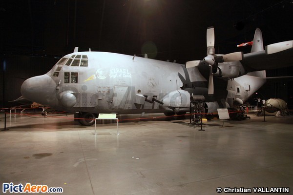 Lockheed C-130A-LM Spectre (National Museum of the USAF)