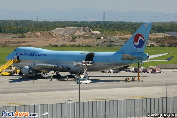 Boeing 747-4B5F/ER/SCD (Korean Air Cargo)