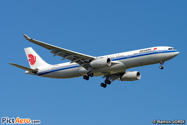 Airbus A330-343X (Air China)