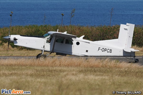 Pilatus PC-6/B2-H4 (Para-club de Bourbon-CEP de la Réunion)