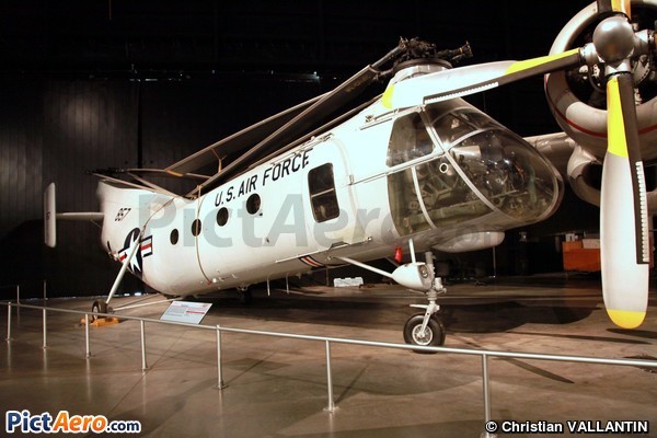Piasecky CH-21B Workhorse (National Museum of the USAF)