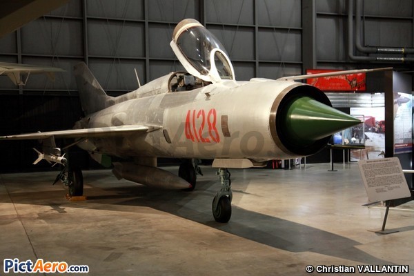 Mikoyan-Gourevitch Mig-21 PF Fishbed D (National Museum of the USAF)