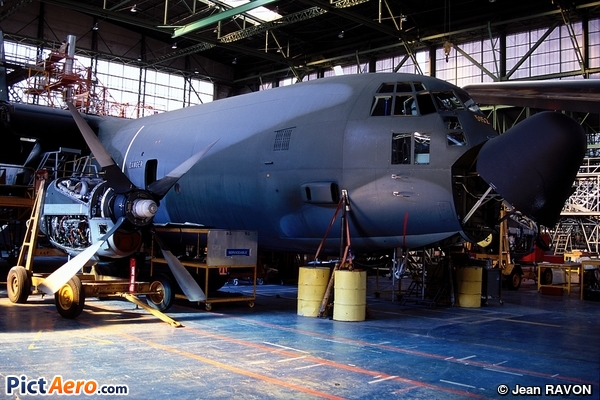 C-130H Hercules (L-382) (France - Air Force)