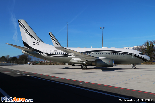 Boeing 737-74Q/BBJ (Aviation Horizons)