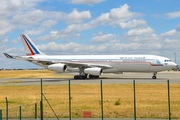 Airbus A340-212