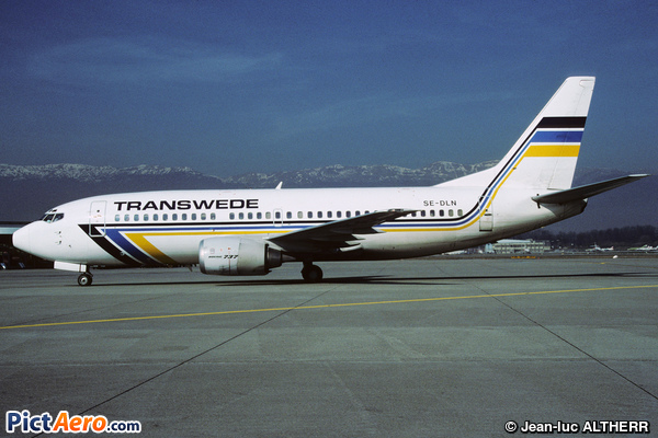Boeing 737-3Y0F (Transwede Airways)