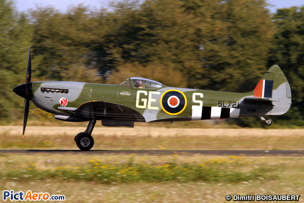 Supermarine Spitfire Mk.XVI (Vintage Fighter Aircraft)