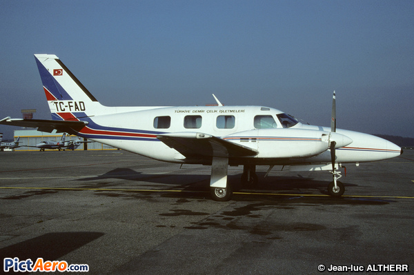 Piper PA-31P-425 Pressurized Navajo (Turkiye Demir Celik Isletmeleri)