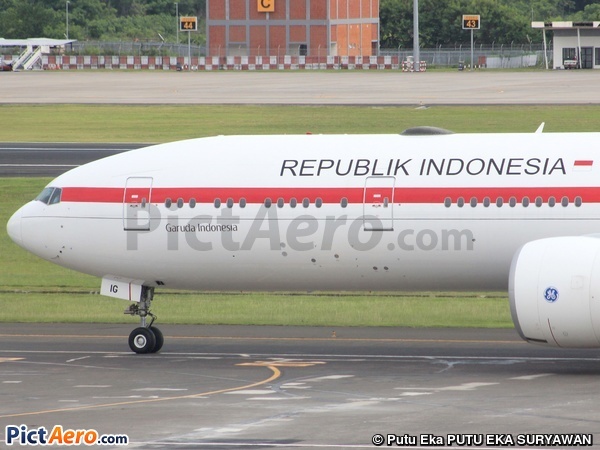 Boeing 777-3U3/ER (Garuda Indonesia)