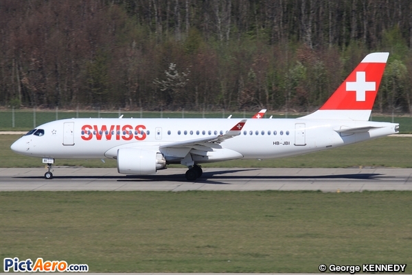 Bombardier CSeries CS100 (BD-500-1A10) (Swiss International Air Lines)