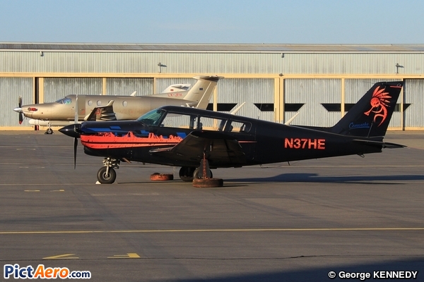 Piper PA-24-260B Comanche (PAPA CHARLY AVIATION INC TRUSTEE )