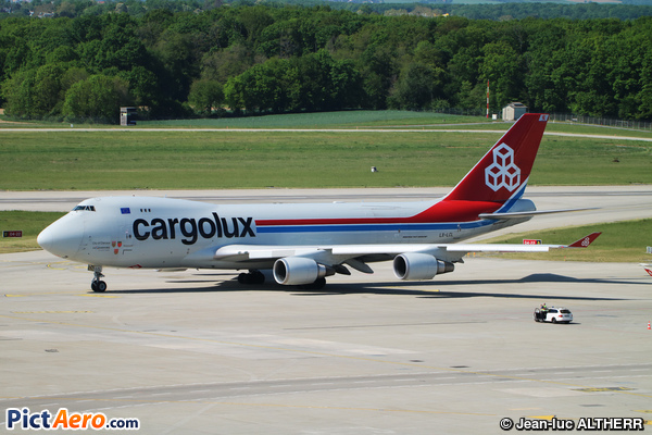 Boeing 747-4HA/ERF (Cargolux Airlines International)