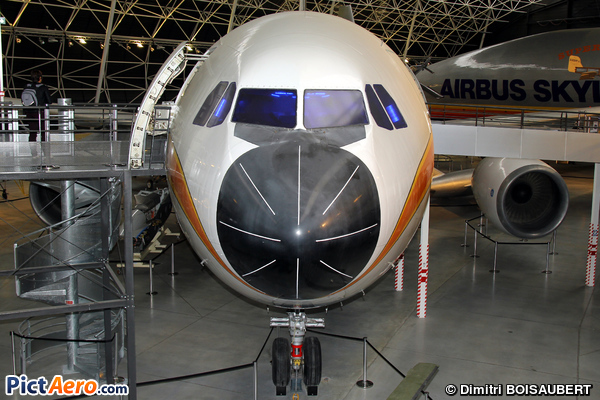 Airbus A300B4-203 (Airbus Industrie)