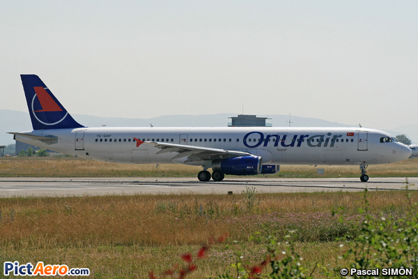 Airbus A321-231 (Onur Air)